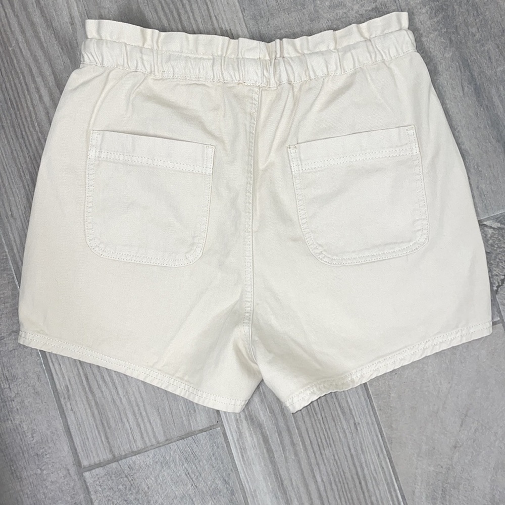 BNWT Wishlist Jeans Paperbag Style Ecru Cotton Shorts, Size L - Picture 4 of 6